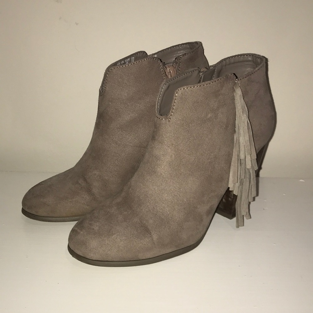Carlos by Carlos Santana - Grey Suede Bootie